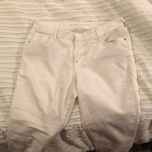 white jeans mid rise